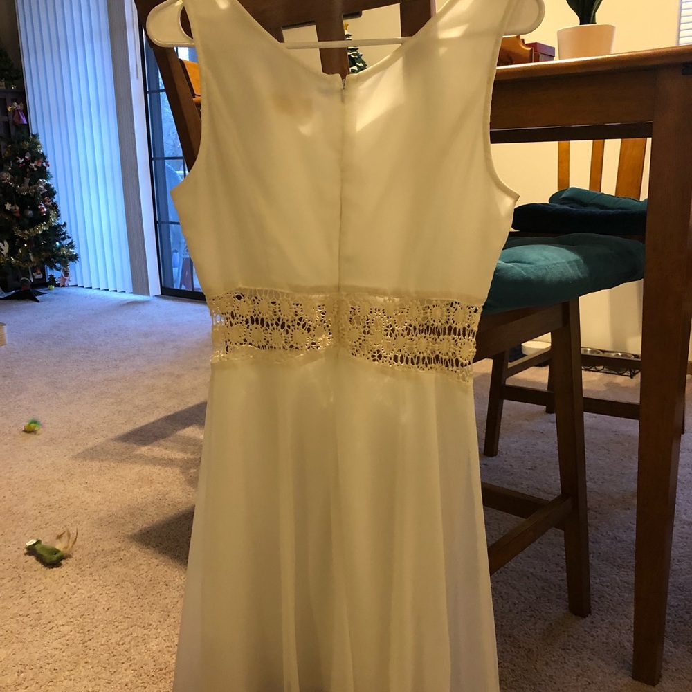 Dress - Picture 6 of 8